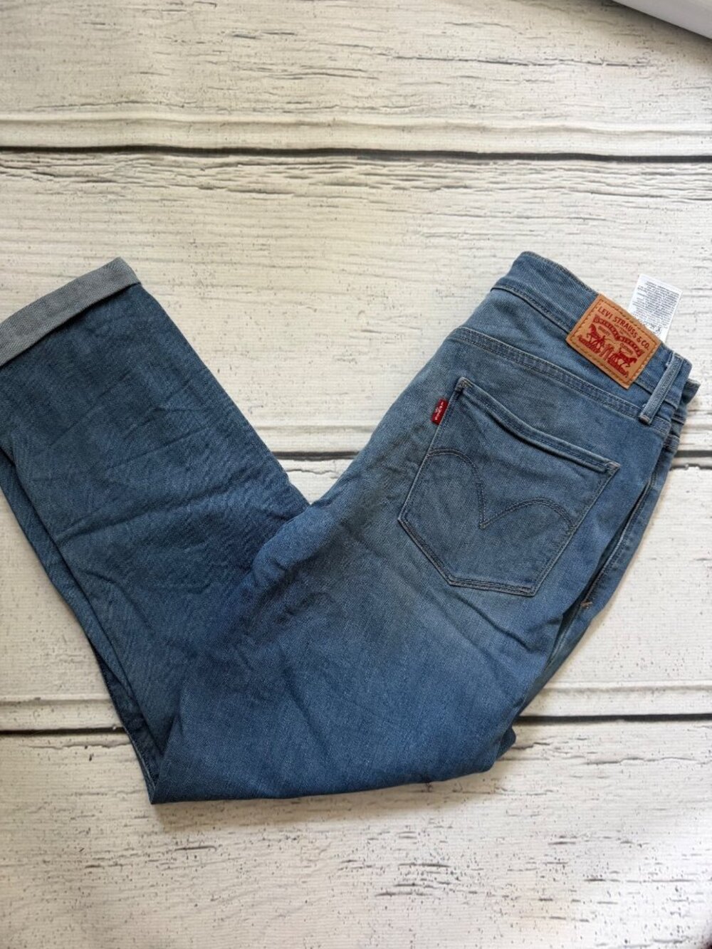 Levi’s cropped skinny jeans